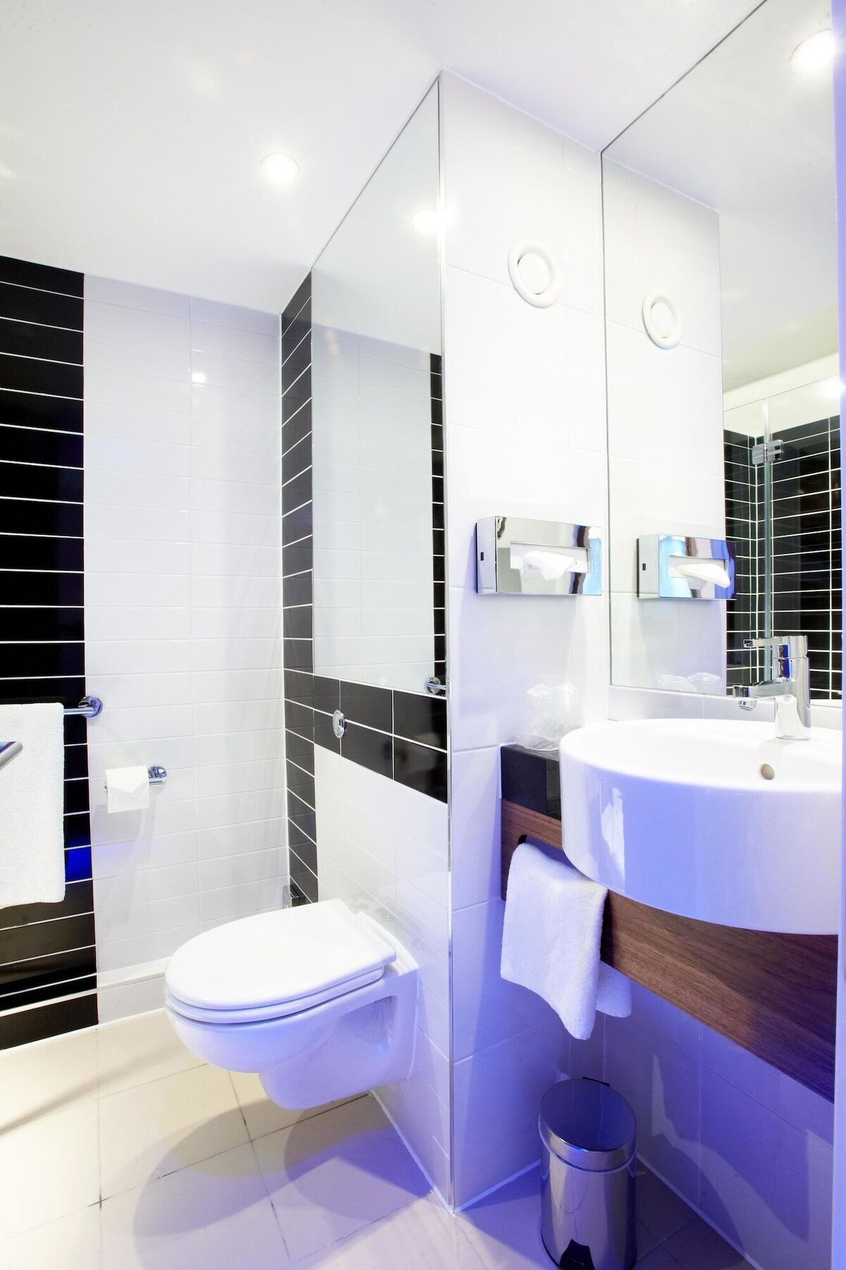 Holiday Inn Express - Derry - Londonderry By Ihg Екстер'єр фото
